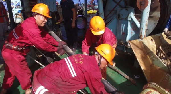 El primer cable submarino del proyecto de energía eólica de Haiyang terminó